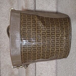 Fendi bucket patent